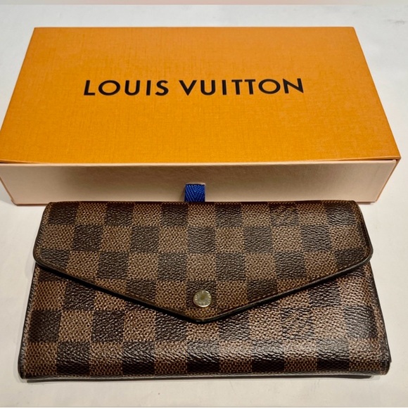 Louis Vuitton Damier Ebene Sarah Wallet Posh Authentic,Chipped & Full inclusion. - Picture 2 of 14